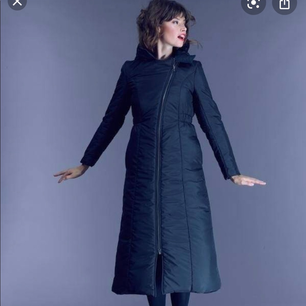 Vaute Couture Lincoln Jacket in Black. Vegan.
